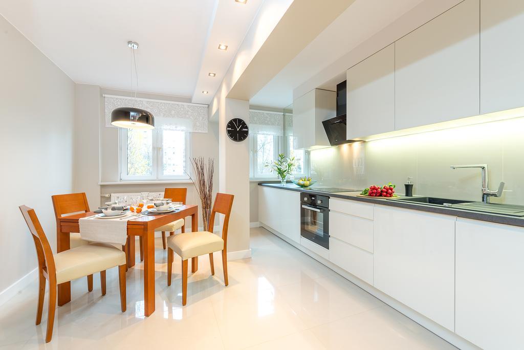 P&O Apartments Emilii Plater Warsawa Ruang foto